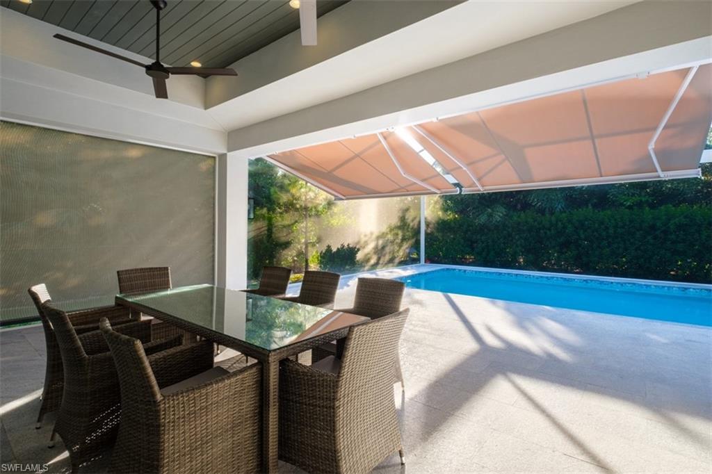Very spacious covered lanai