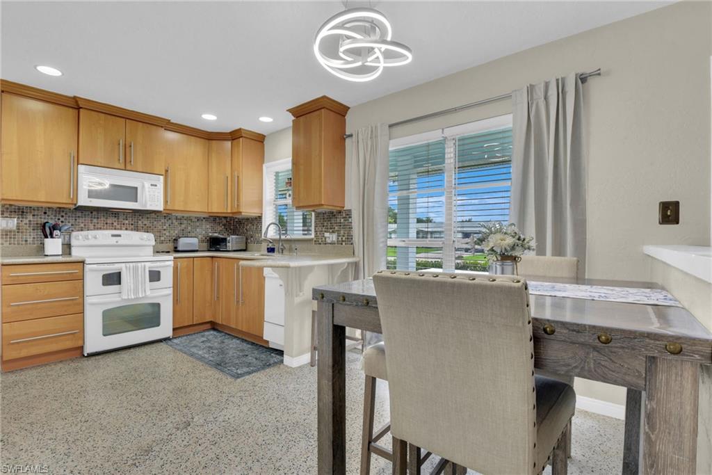1442 Byron RD photo 6