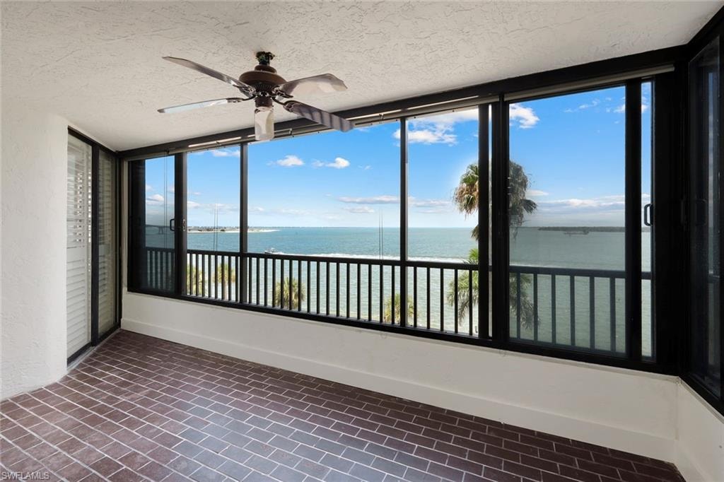 15021 Punta Rassa RD 401 photo 26