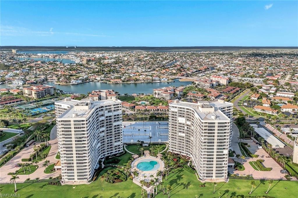 320 Seaview CT 307