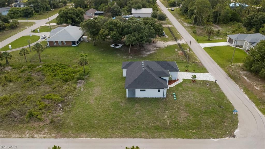 466 Laconic AVE photo 24