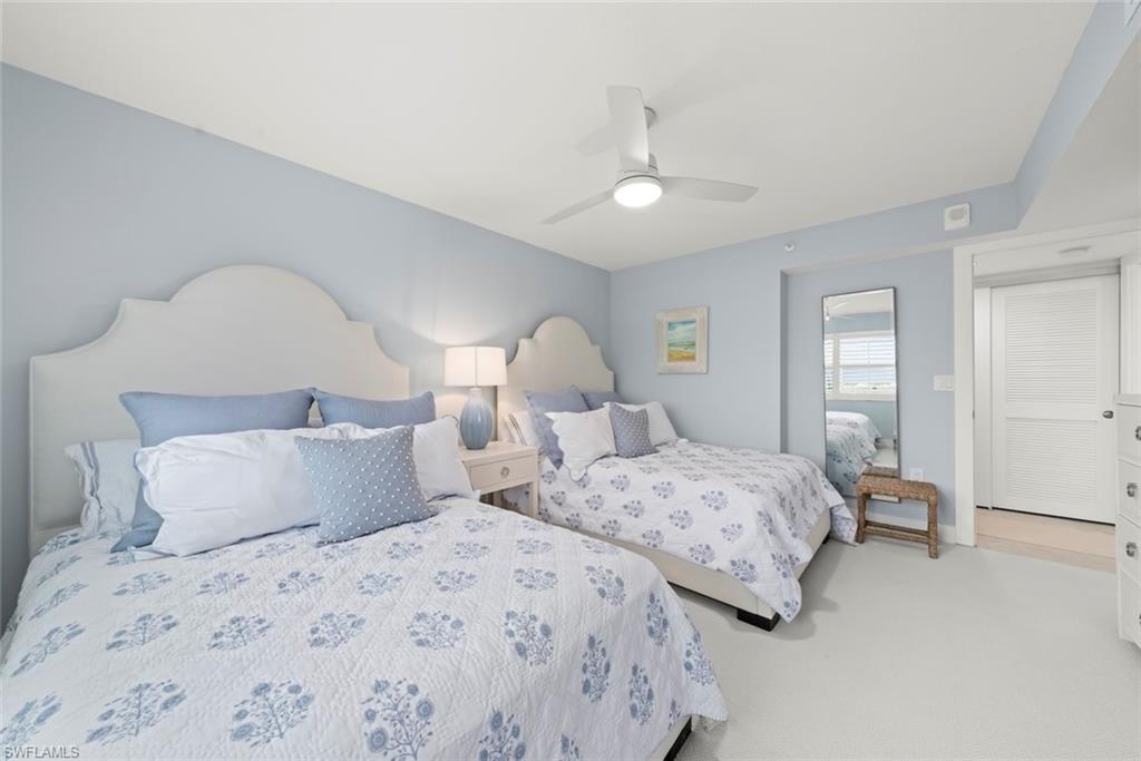 250 Estero BLVD 302 photo 27