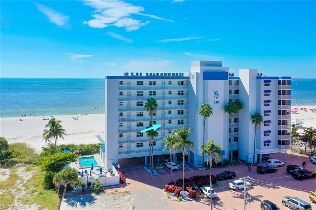 250 Estero BLVD 302