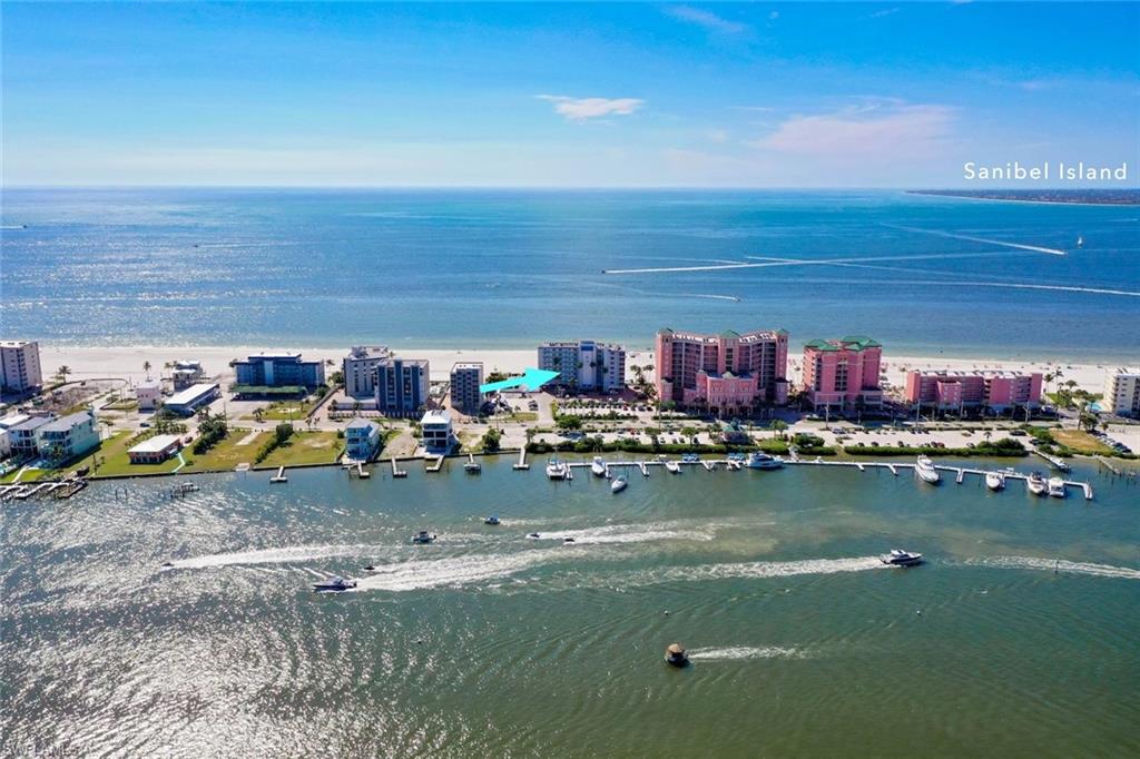 250 Estero BLVD 302 photo 47