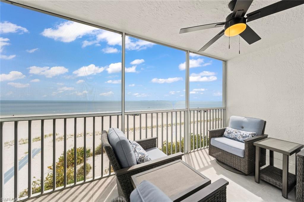 250 Estero BLVD 302 photo 43