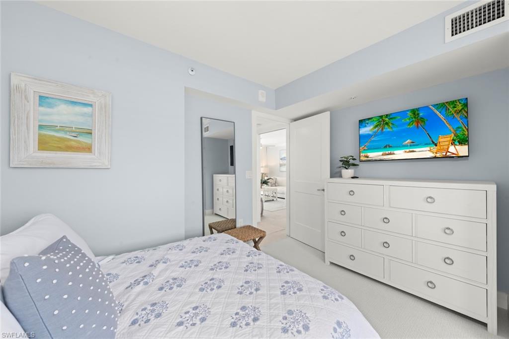 250 Estero BLVD 302 photo 38
