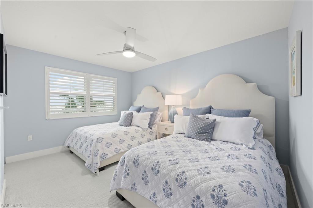 250 Estero BLVD 302 photo 37