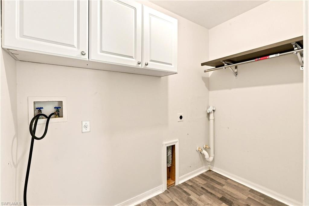 13031 Shoreside CT photo 32
