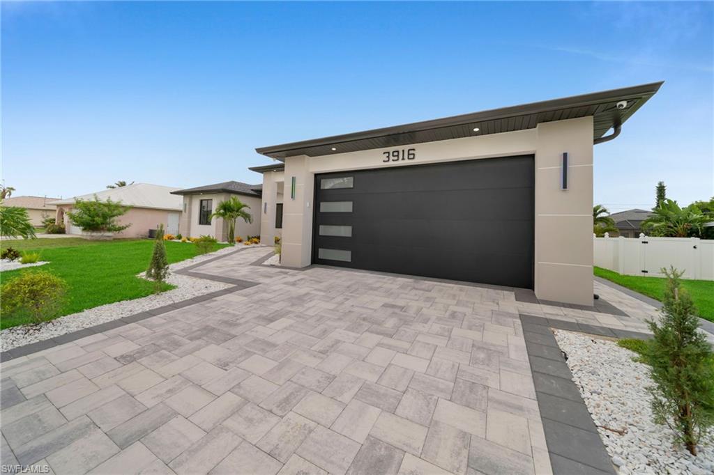 3916 SW 20th AVE