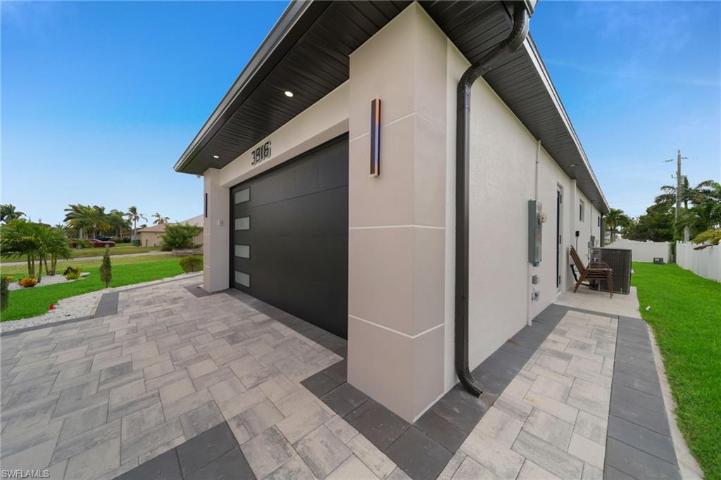 3916 SW 20th AVE