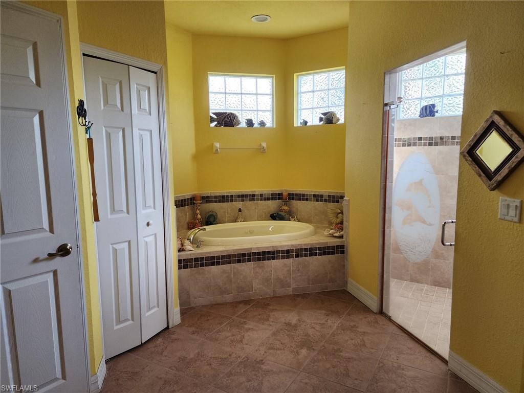 228 SE 30th TER photo 21