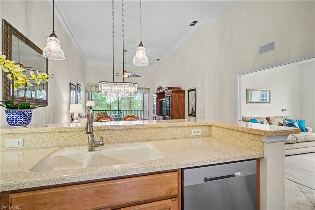 12080 Matera LN 204 photo 11
