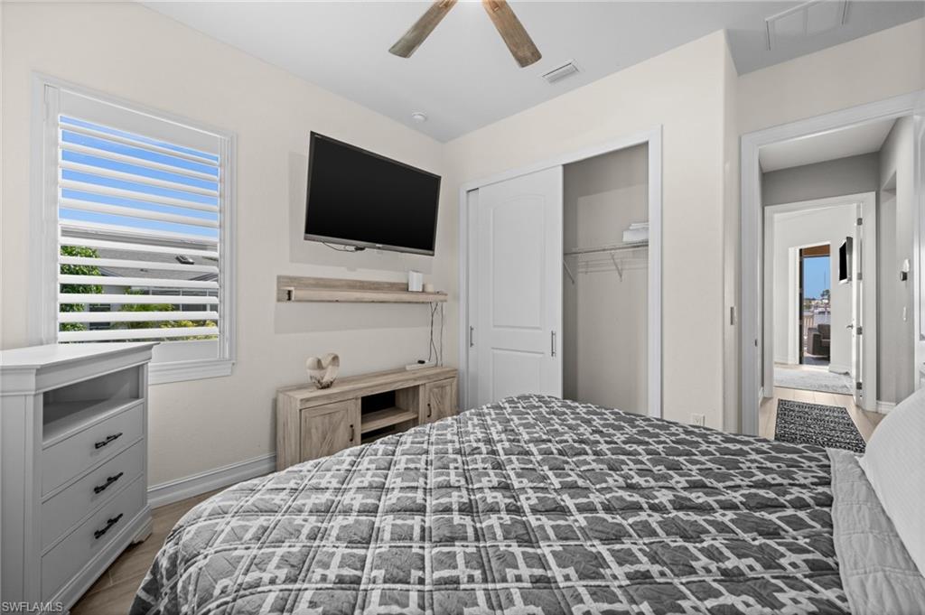 4286 Harbor BLVD photo 32