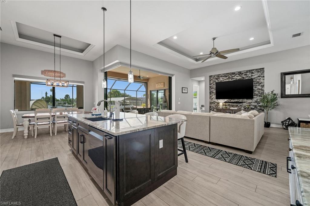4286 Harbor BLVD photo 8