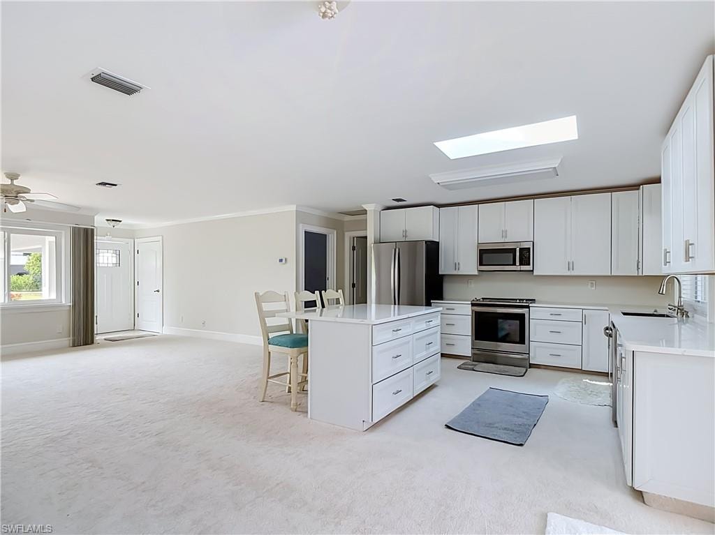 225 3rd ST photo 16