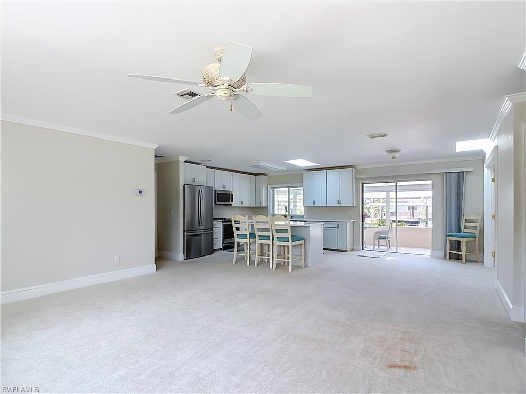 225 3rd ST photo 22