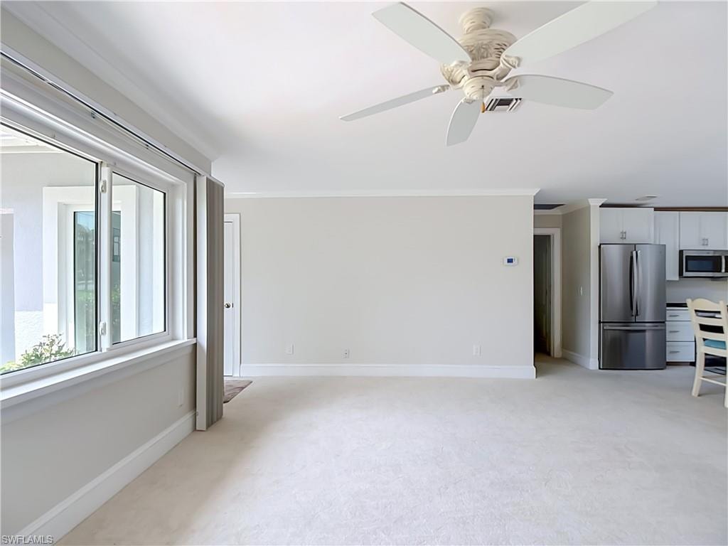 225 3rd ST photo 21