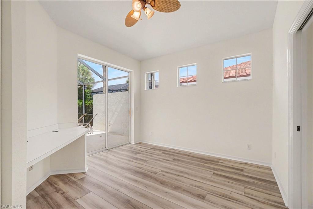 Bedroom/Den