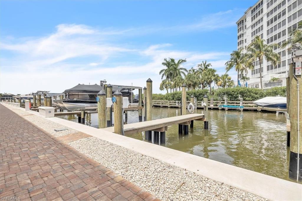271 Southbay DR 241 photo 23