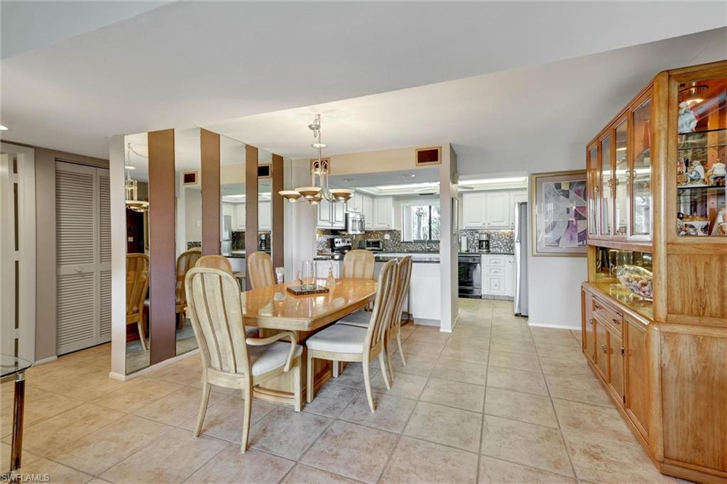 4586 Trawler CT 304 photo 7