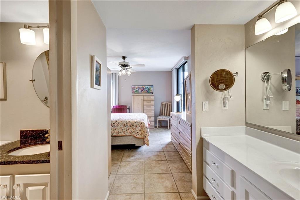 4586 Trawler CT 304 photo 15