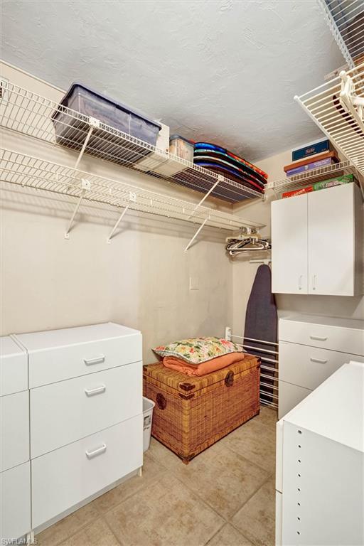 4586 Trawler CT 304 photo 18