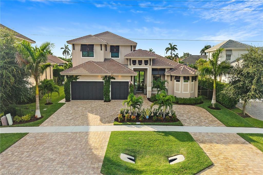 625 Hernando DR