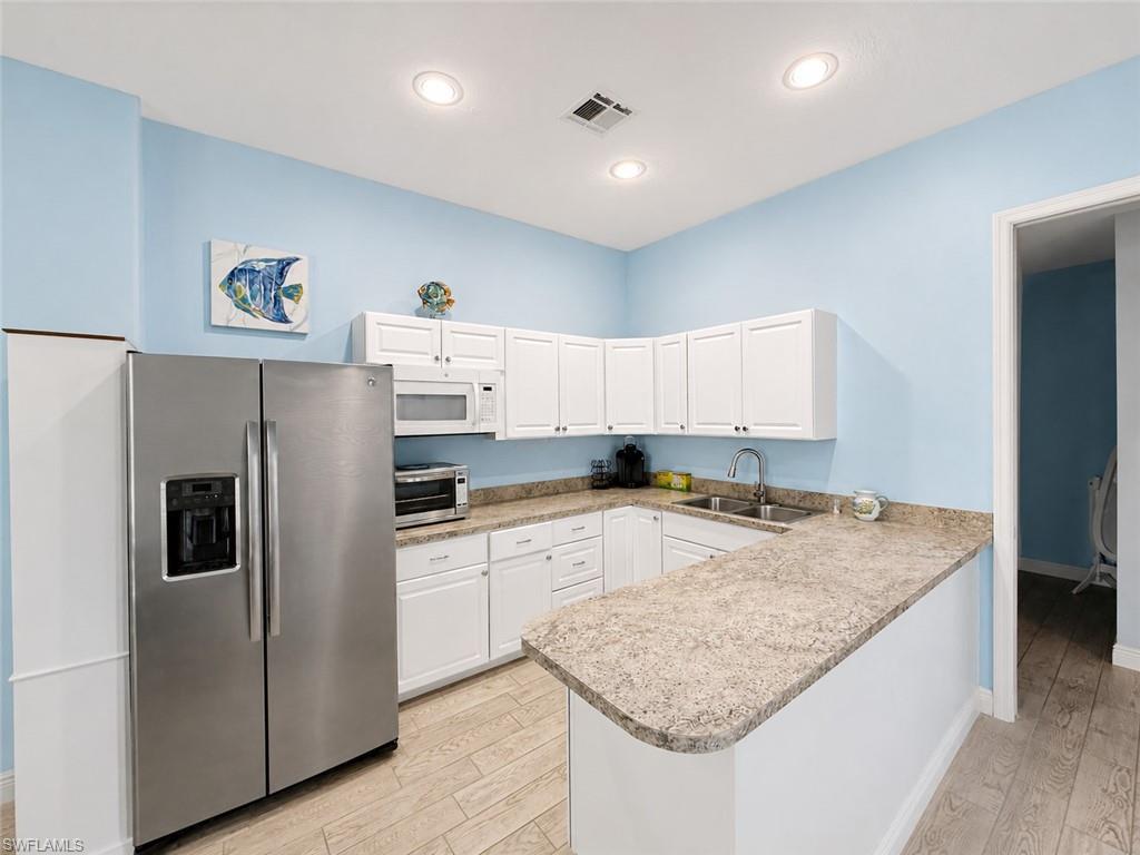 10919 Parnu ST A photo 7