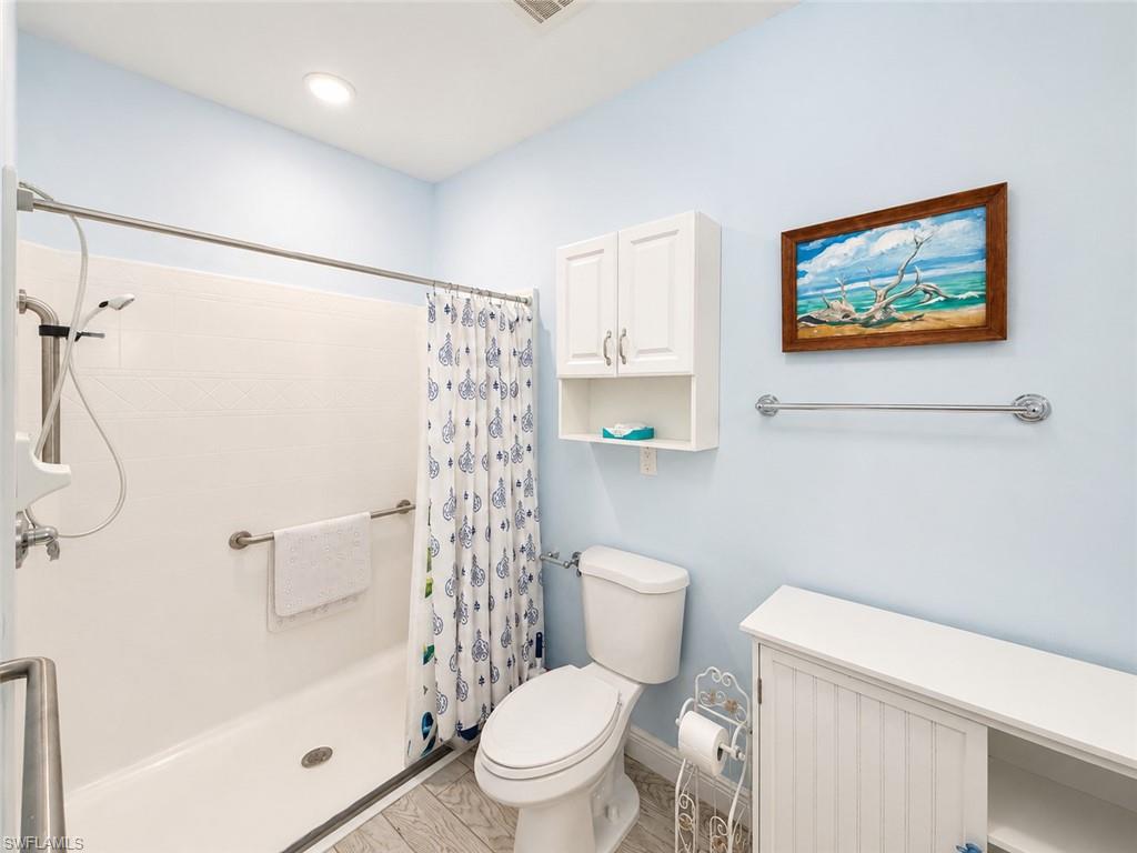 10919 Parnu ST A photo 11
