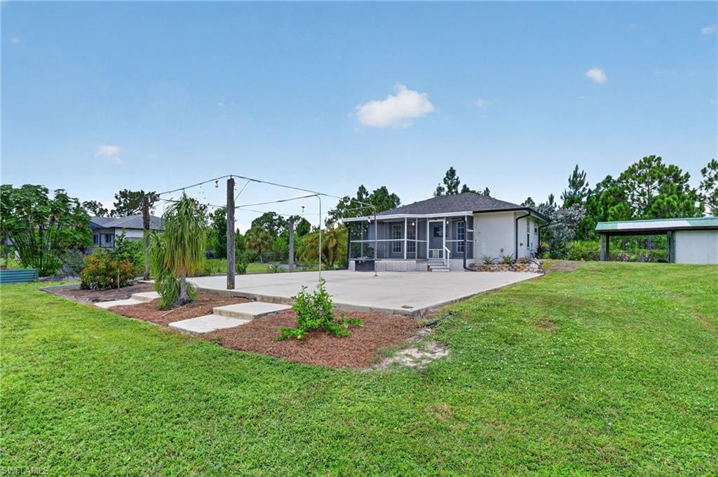 EXPANSIVE BACKYARD