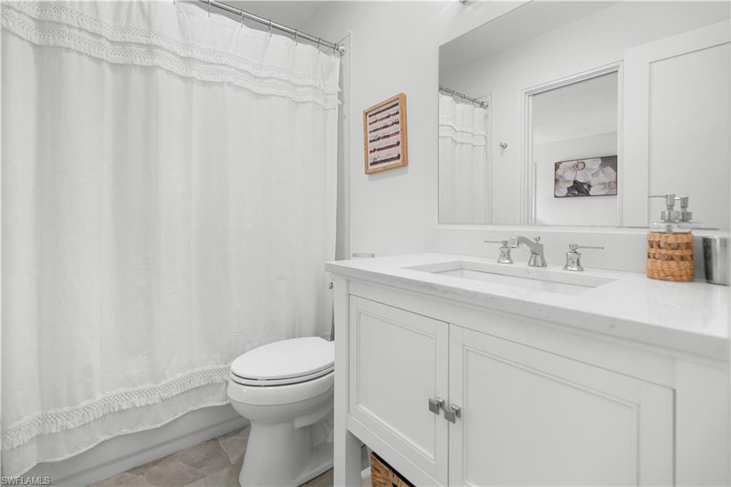 250 Lanchester CT 35 photo 16