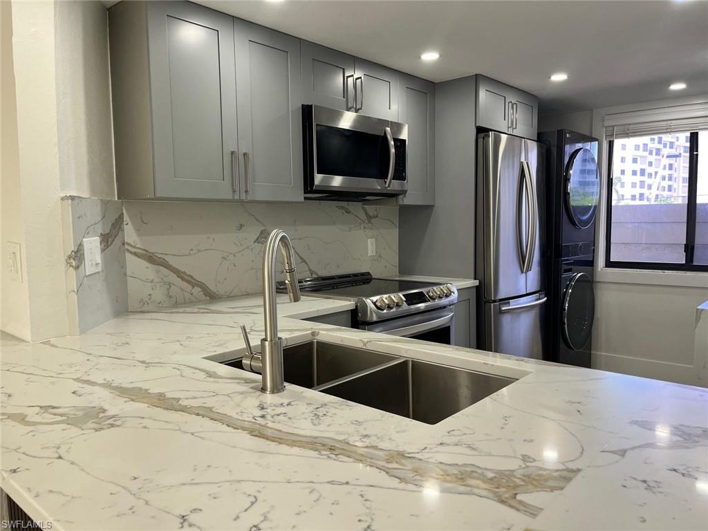 6655 Estero BLVD 114 photo 7