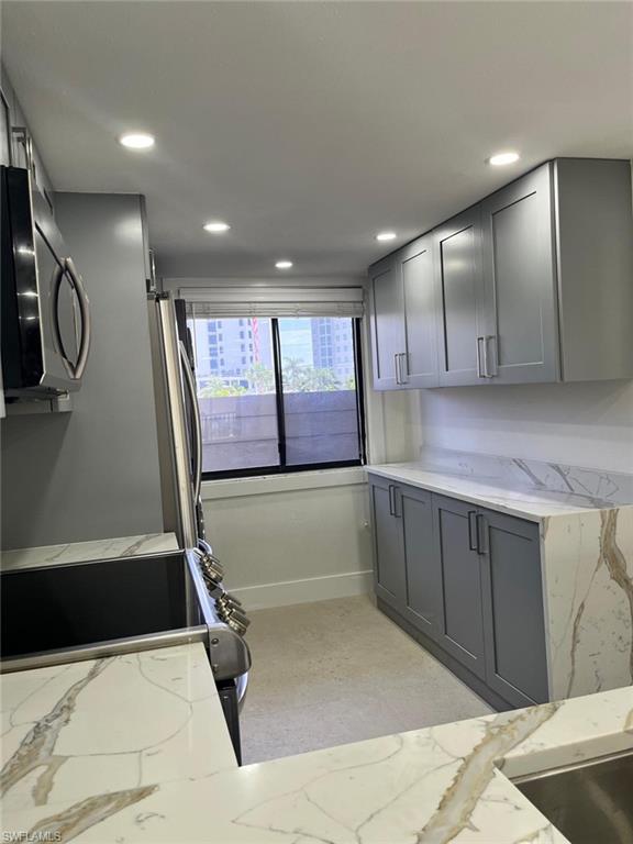 6655 Estero BLVD 114 photo 10