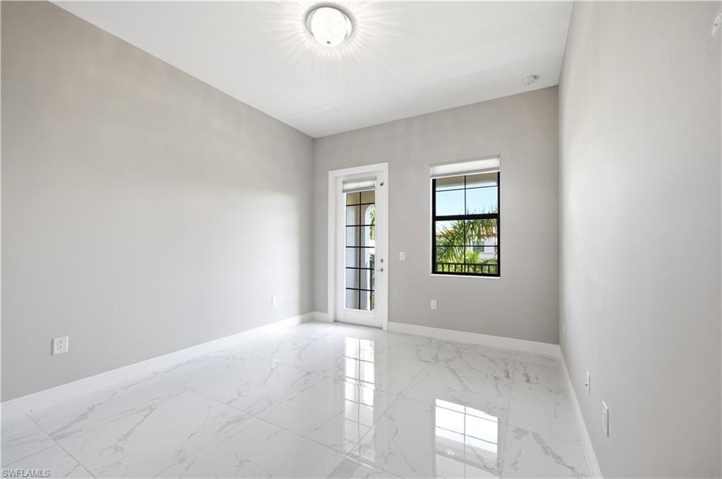 16374 Viansa WAY 301 photo 23