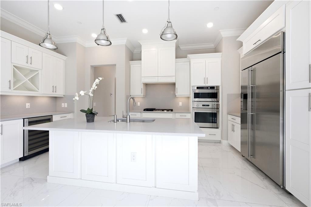 16374 Viansa WAY 301 photo 11