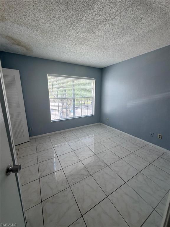 100 Santa Clara DR 3