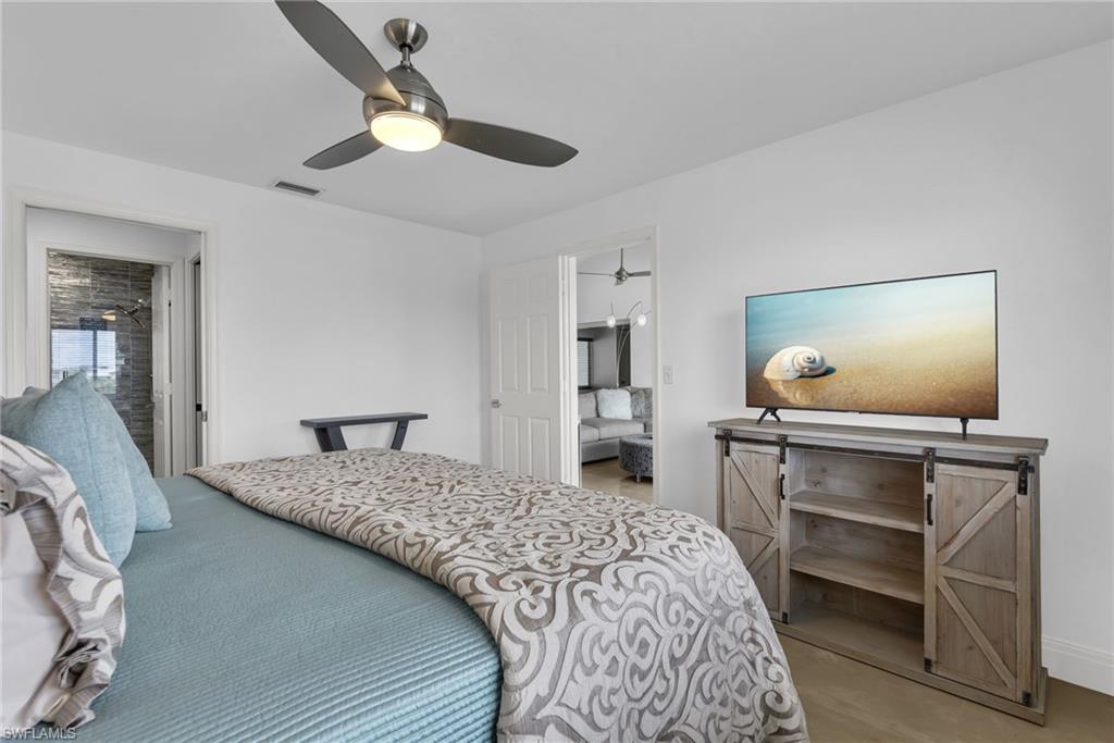 10684 Gulf Shore DR B-302 photo 16