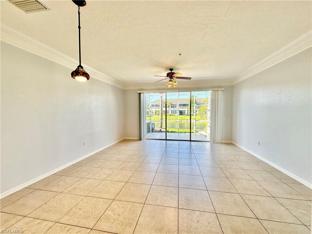 1164 Oxford LN 29 photo 12