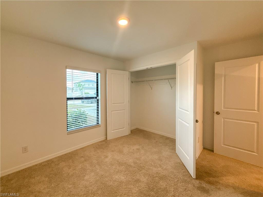 3010 NE 6th PL photo 12