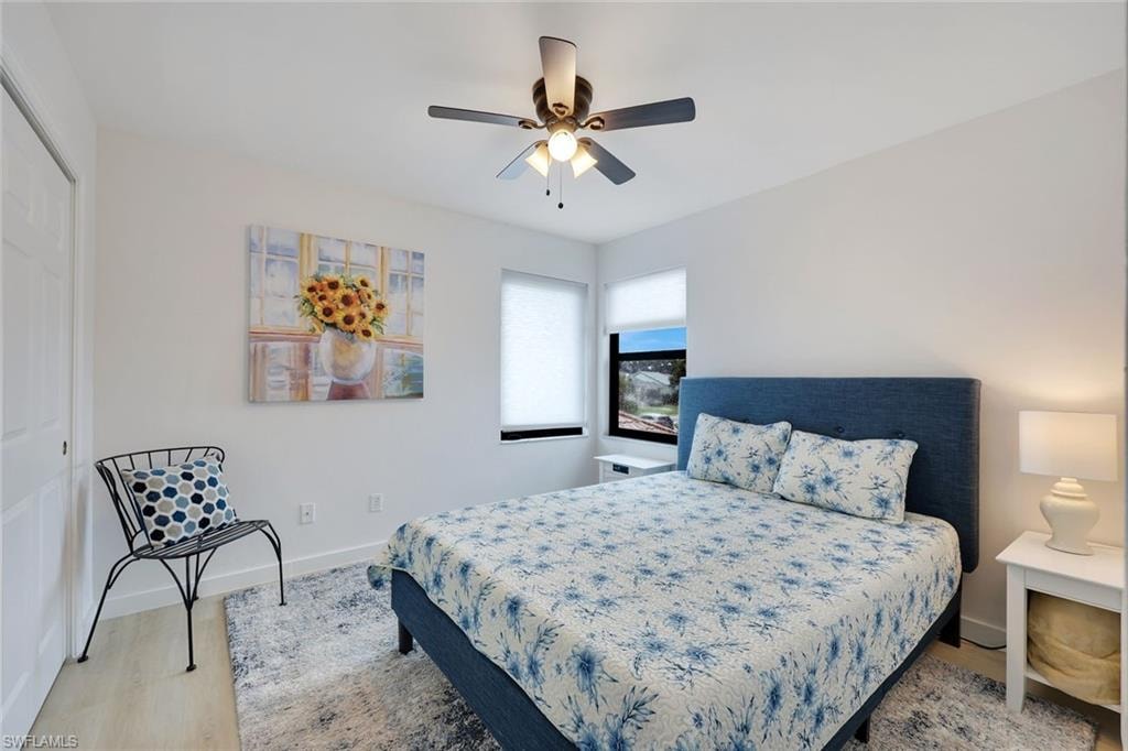 335 Lambton LN photo 13