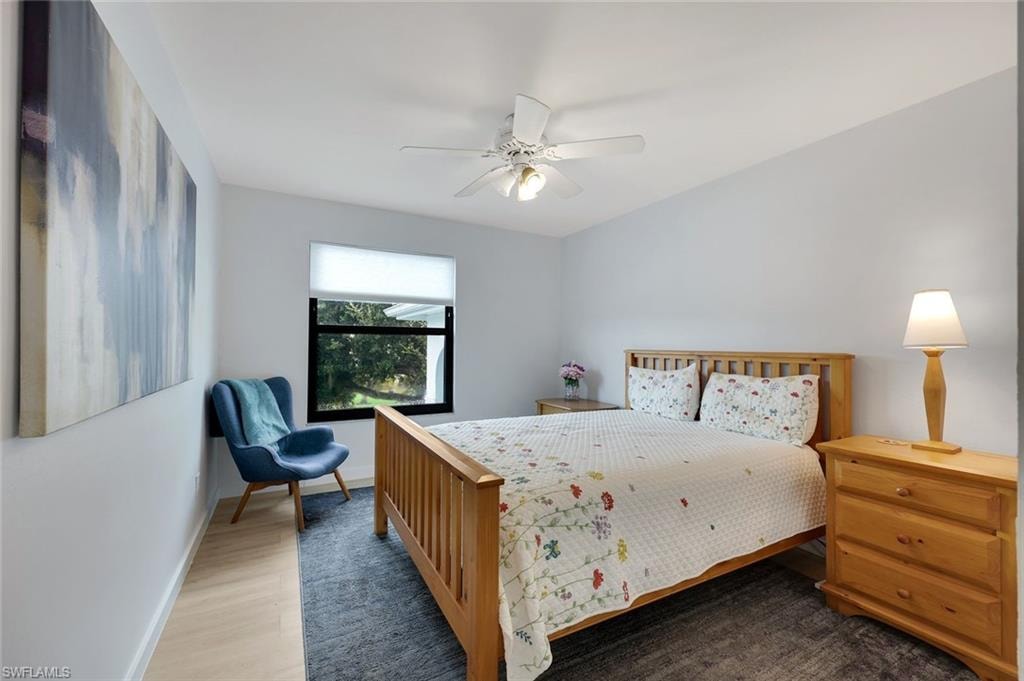 335 Lambton LN photo 10