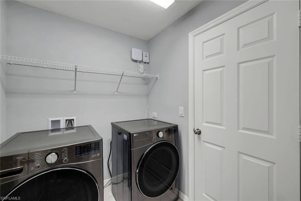 2627 SW 4th TER photo 20