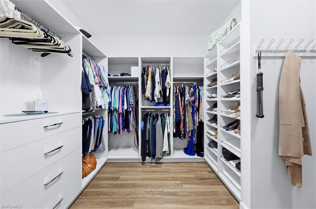 Custom Closets
