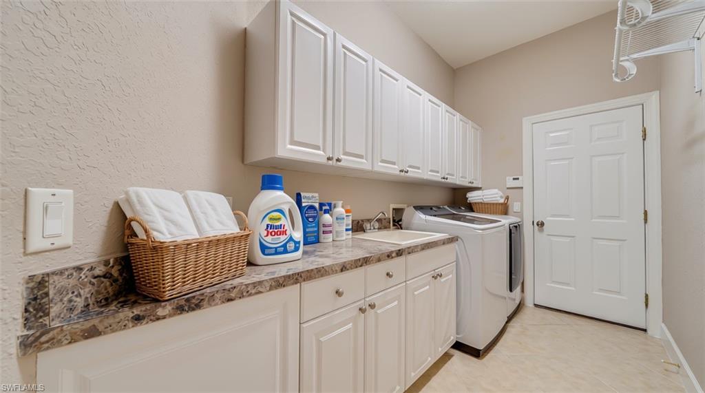 Virtually Staged Laundry Room