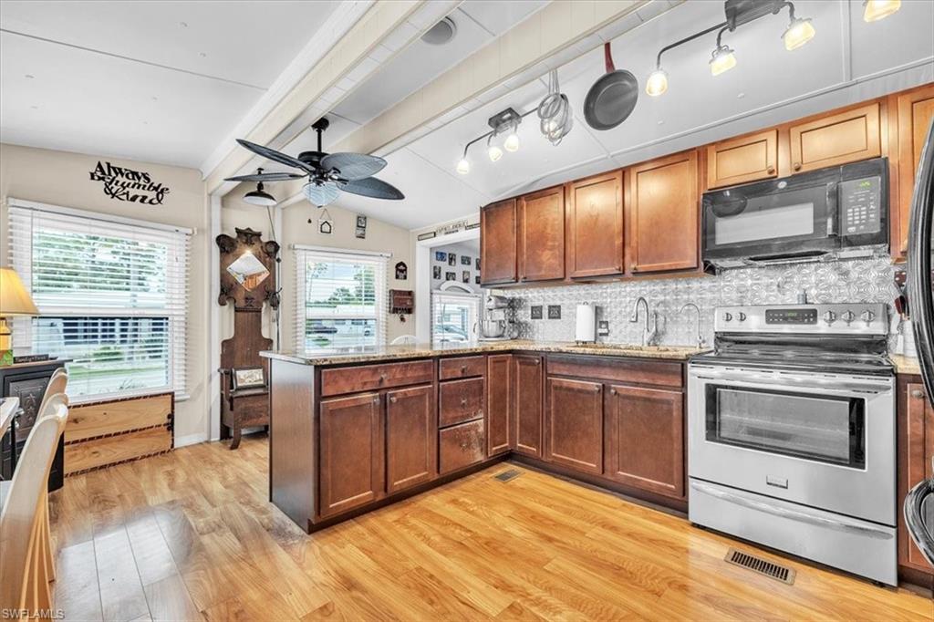 10933 Brown Pelican CIR photo 13