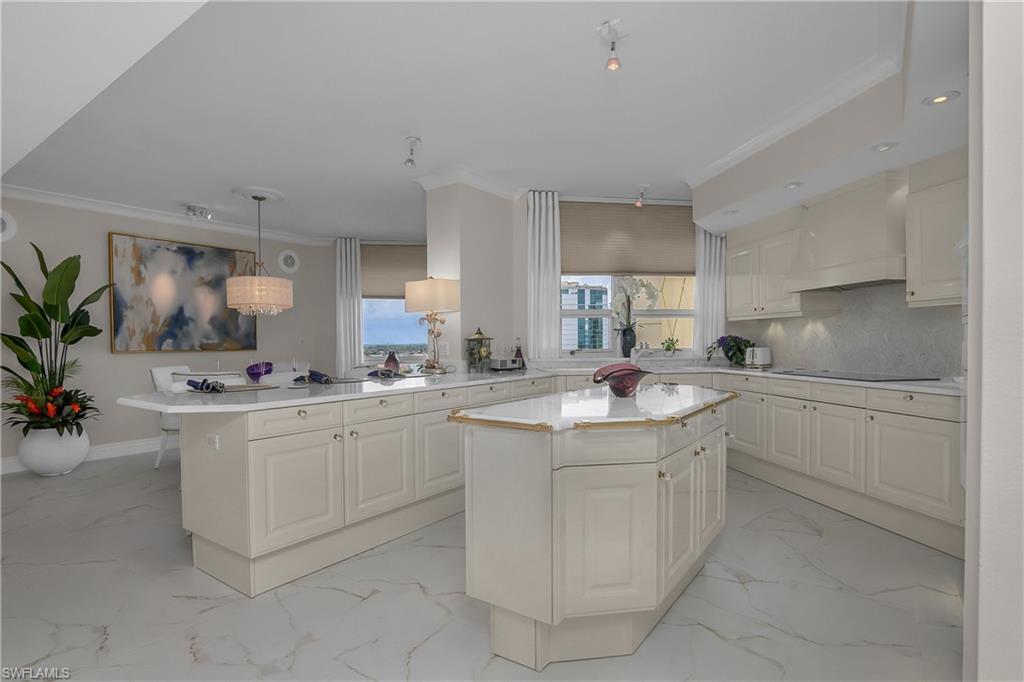 4021 Gulf Shore BLVD N 903 photo 6