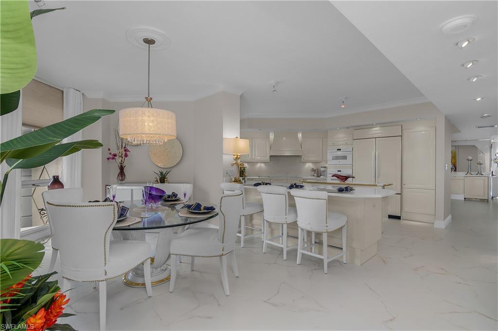 4021 Gulf Shore BLVD N 903