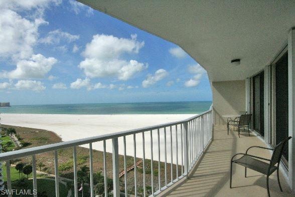 320 Seaview CT 1607 photo 11