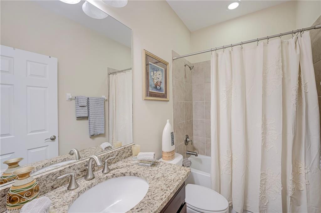 8540 Violeta ST 202 photo 13