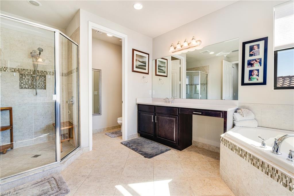 11717 Meadowrun CIR photo 9